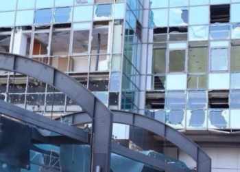 Укрзализныця сообщает о разрушенных вокзалах и взорванных рельсах