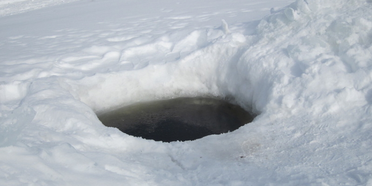 Пьяный николаевец решил окунуться в проруби