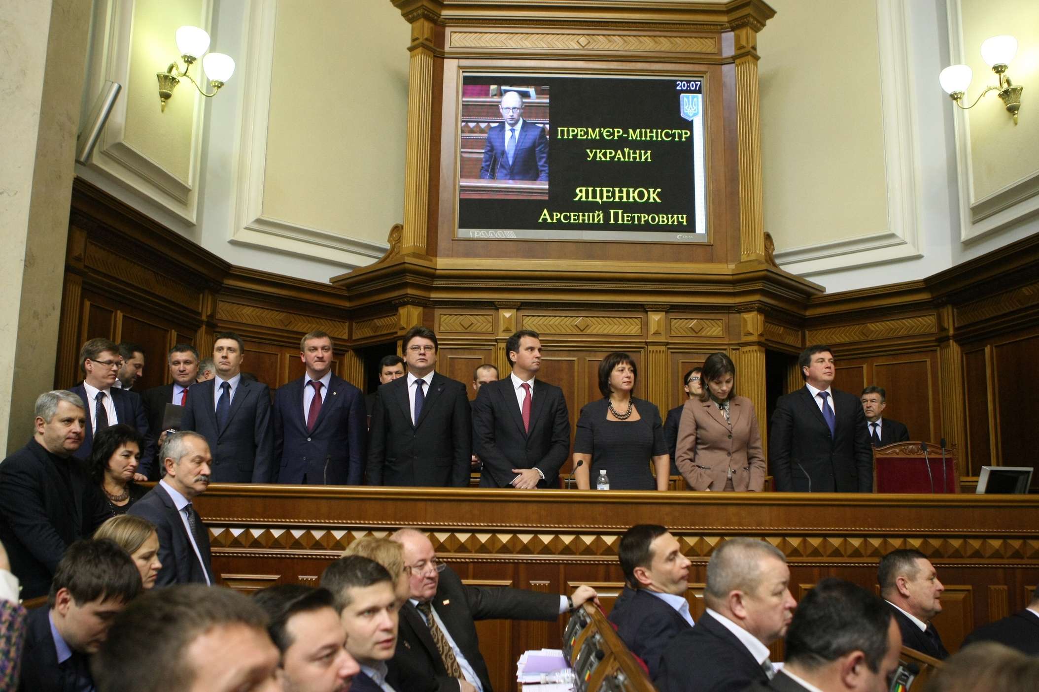 На чудо надеются 14% украинцев, на государство – чуть больше