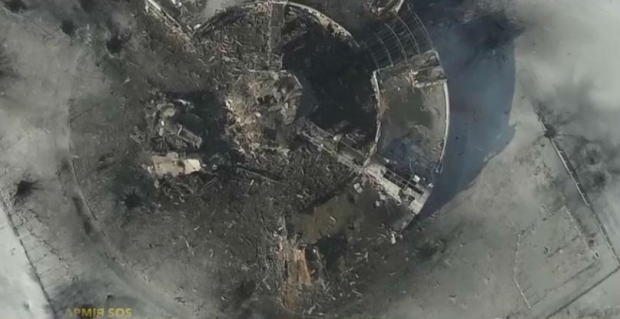 Плохие новости. Боевики взорвали второй этаж терминала в Донецком аэропорту. Много раненых 1