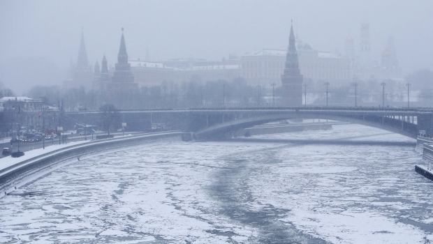 "Непросто и долго": Россия ужесточает правила выдачи виз 1
