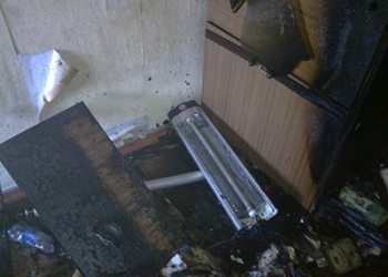 В “Соляных” горела пятиэтажка: сгорела одна квартира, а вот пострадавших, к счастью, нет