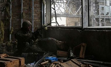 Киборги в аэропорту Донецка провели контратаку 1