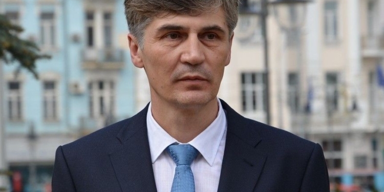 Александр Жолобецкий: «Я бы cегодня приравнял коррупционеров к военным преступникам»