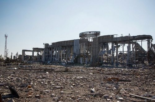 В Донецком аэропорту против наших бойцов применяют слезоточивый газ