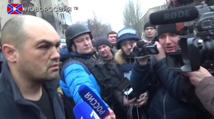 На место гибели людей в Донецке боевики привезли киборга — для «картинки» на росТВ 1