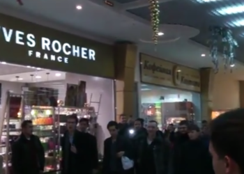 Семинаристы спели украинскую колядку в Москве