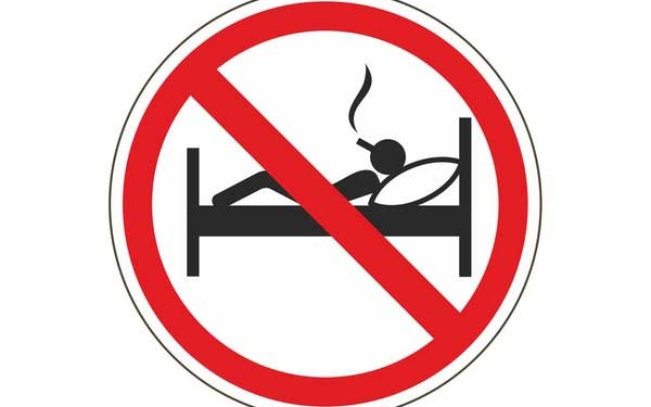 На Николаевщине с начала 2015 года неосторожность во время курения уже унесла три жизни