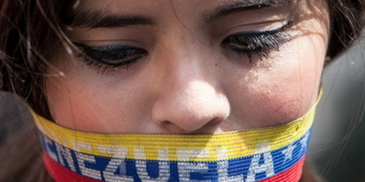 В Венесуэле малоимущим запретили покупать продукты чаще двух раз в неделю