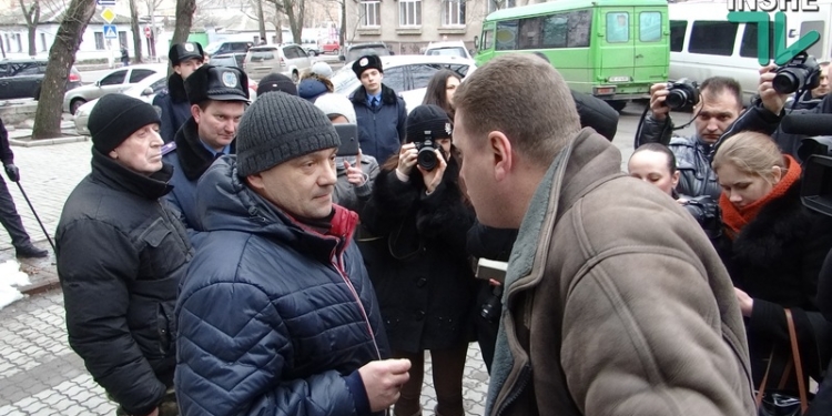 Столкновение на митинге: общественники друг против друга и все против прокурора