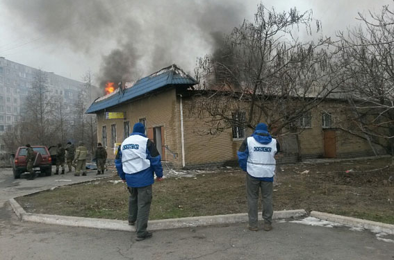 Вследствие обстрела Мариуполя погибло 15 человек. 18+