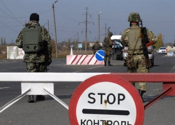 Боевики расстреляли гражданский автобус из “Града”: 10 человек погибло