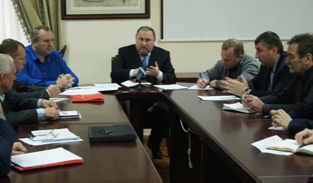 Троллейбусам на Намыв дороги нет, трамвайные рельсы ищут