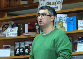 Николаевцы обсуждали правду и вымыслы в истории Украины с Вахтангом Кипиани