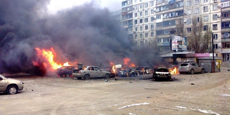 Как себя вести при бомбардировках и обстрелах, – советы военспеца