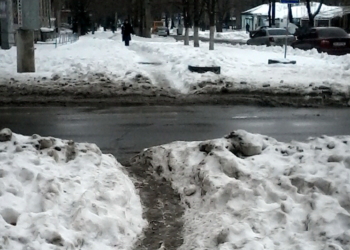 Пешеходные переходы в Николаеве с некоторых пор – труднопреодолимое препятствие