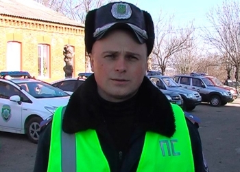 Рецидивист похитил гарнитуру с витрины АТБ