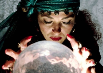 На Николаевщине “гадалки” зарабатывали на доверчивых пенсионерках