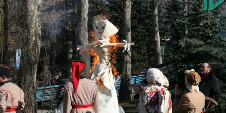 В Николаевском зоопарке гуляла широкая Масленица