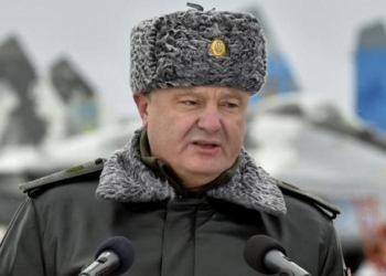 Президент Украины Петр Порошенко отдал приказ прекратить огонь