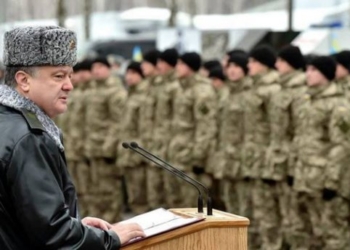 Недолго музыка играла: Порошенко и Генштаб примут в ближайшее время решение о нарушении перемирия