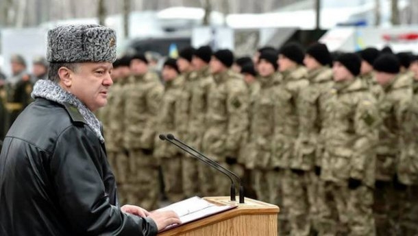 Недолго музыка играла: Порошенко и Генштаб примут в ближайшее время решение о нарушении перемирия