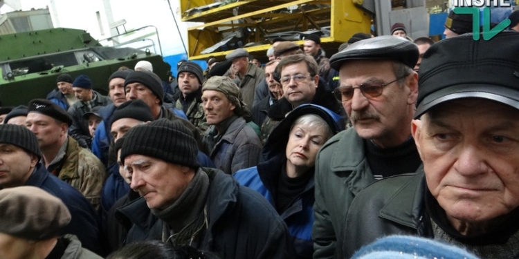 Броня все еще крепка: работникам Николаевского бронетанкового завода повысят зарплаты