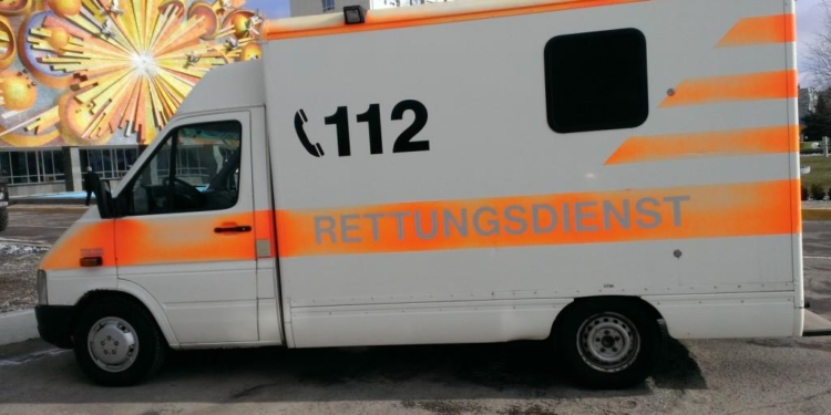 Южноукраинск отправил в АТО машину скорой медицинской помощи