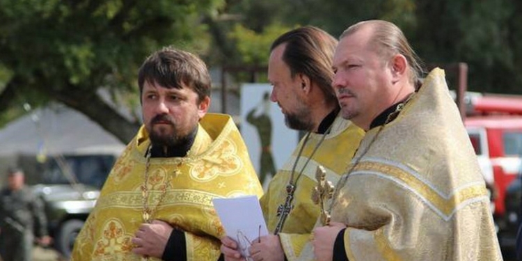 Под Донецком пропал военный священник из Херсона: люди видели, как его избивали боевики “ДНР”