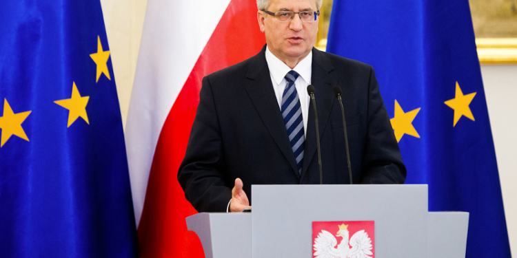 Между Польшей и Россией разгорелась дипломатическая война