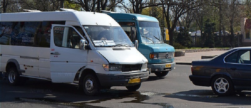 Расценено, как сепаратизм: водитель маршрутки №89 в Николаеве, который выгнал участника АТО из микроавтобуса, будет уволен 8