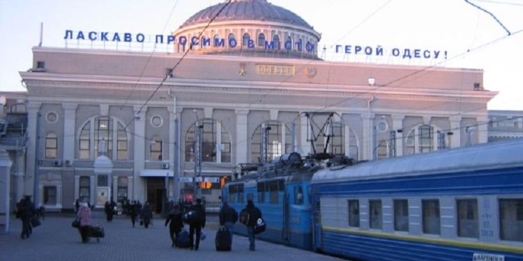 Патроны найдены, нож подарен, вот только с дымовыми шашками незадача: контрактник ехал из Николаевской области на Волынь