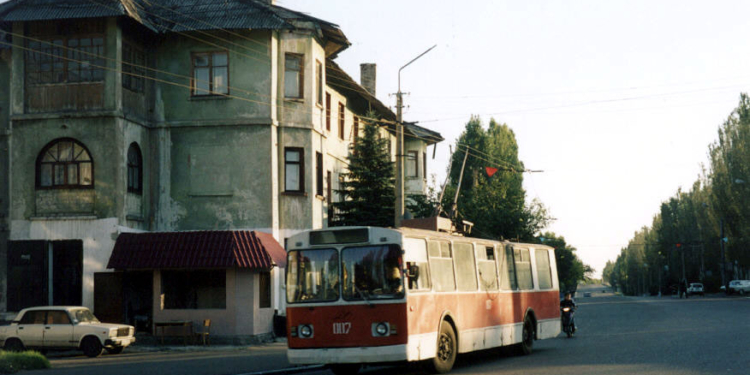 От Углегорска остались “одни головешки”, город уничтожен