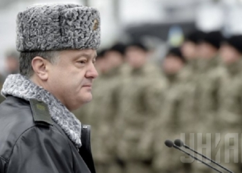 Если не будет мира, Порошенко введет военное положение по всей стране