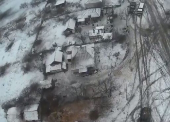 В сети появилось видео из Дебальцево