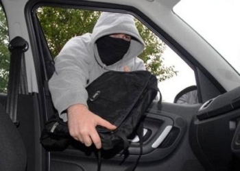 Вчера двое автовладельцев лишились своего автоимущества