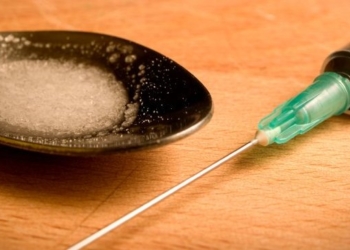 Cемейный бизнес. В Ленинском районе пара наркоманов сбывала опий и димедрол