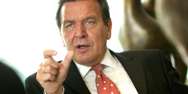 Экс-канцлер Шредер уверяет, что Путин имел право оккупировать Крым – Gazeta Wyborcza