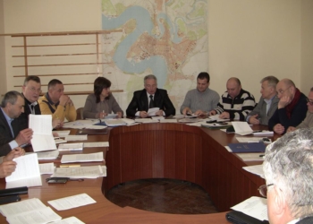Незаконное капитальное строительство на транспортной остановке ул.Дзержинского – пр.Ленина будут сносить