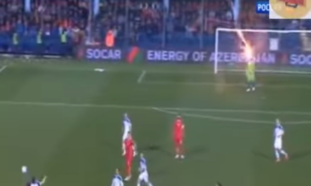 Черногорский болельщик ранил российского вратаря файером