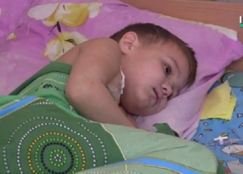 Цена жизни 8-летнего Вани Красножена – несколько сотен тысяч евро. И мы можем ему помочь