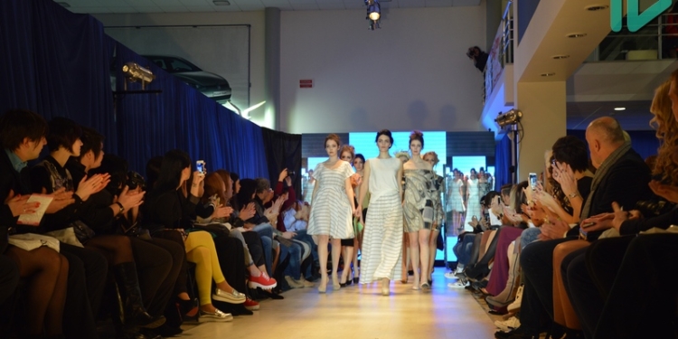 Не только для красоты, но и в помощь 28-й ОМБР: в Николаеве стартовал пятый сезон «Volkswagen South of Ukraine Fashion Days»