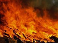 В Первомайске время пожара в колодце теплотрассы пострадала женщина 1