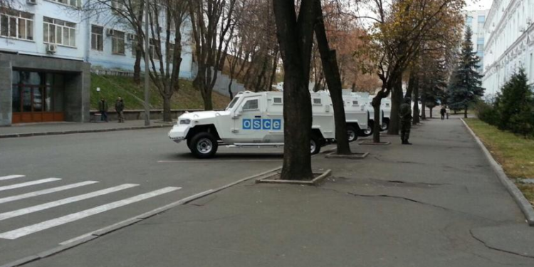 Кларк: больше половины наблюдателей ОБСЕ на Донбассе – российские военные