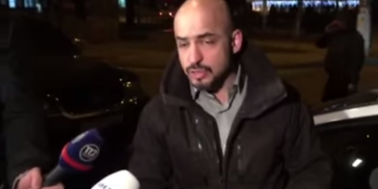 Возле здания “Укрнафты” побили нардепа Мустафу Найема