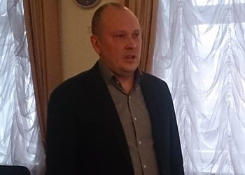 Днепропетровск остался без головы – горсовет отправил в отставку и.о. мэра Романенко