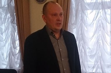 Днепропетровск остался без головы – горсовет отправил в отставку и.о. мэра Романенко