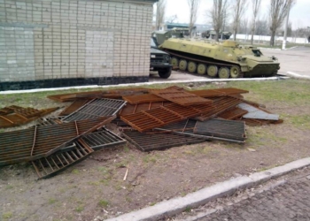 Это не металлолом, а спасенные жизни бойцов: николаевские волонтеры установили 150 защитных экранов. Но им нужна помощь