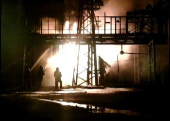 Больше шести часов спасатели тушили пожар на Луганской ТЭС