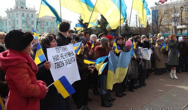 Нападение на мирный митинг у памятника Шевченко: луганчане-переселенцы вспоминают события 9 марта 2014 года